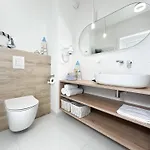 Coastal Comfort Apartamento *