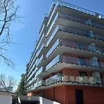 Coastal Comfort Apartamento *