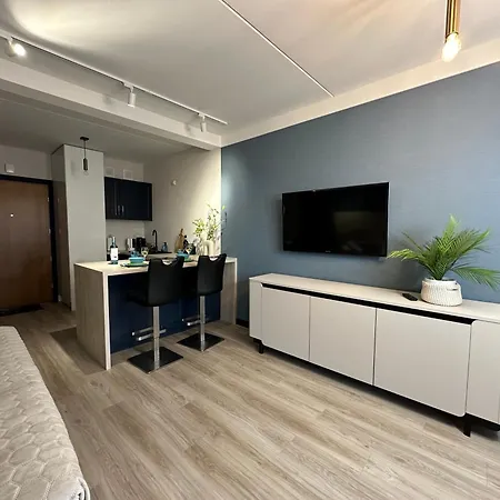 Coastal Comfort Apartment *