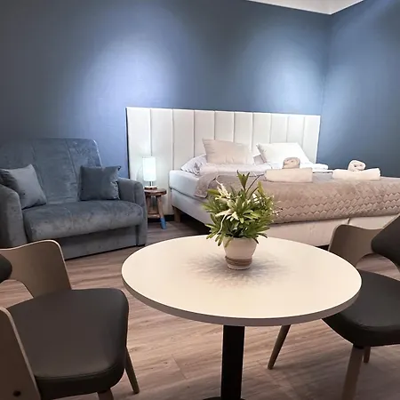 Coastal Comfort Apartment