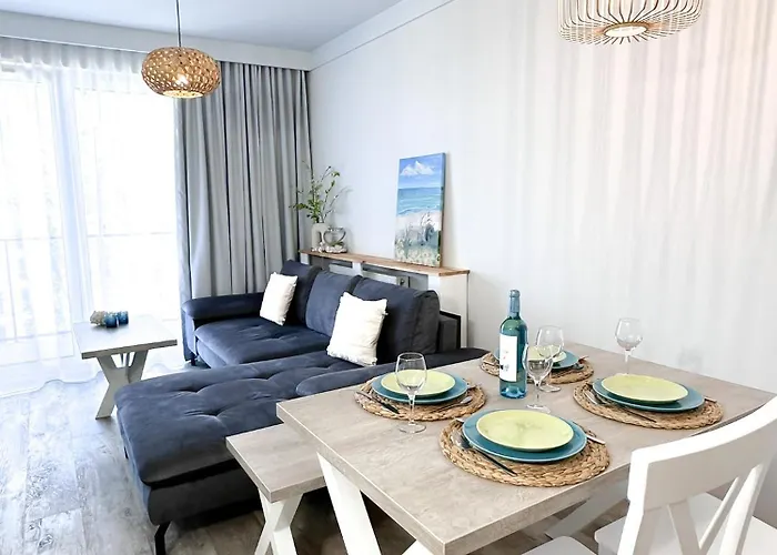 Coastal Comfort Apartment *