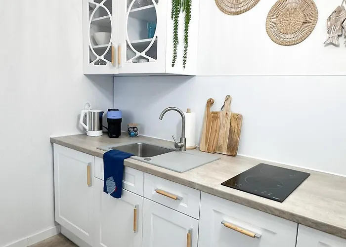 Coastal Comfort Apartment *