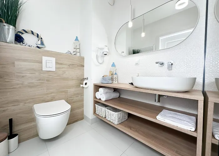 Coastal Comfort Apartment *